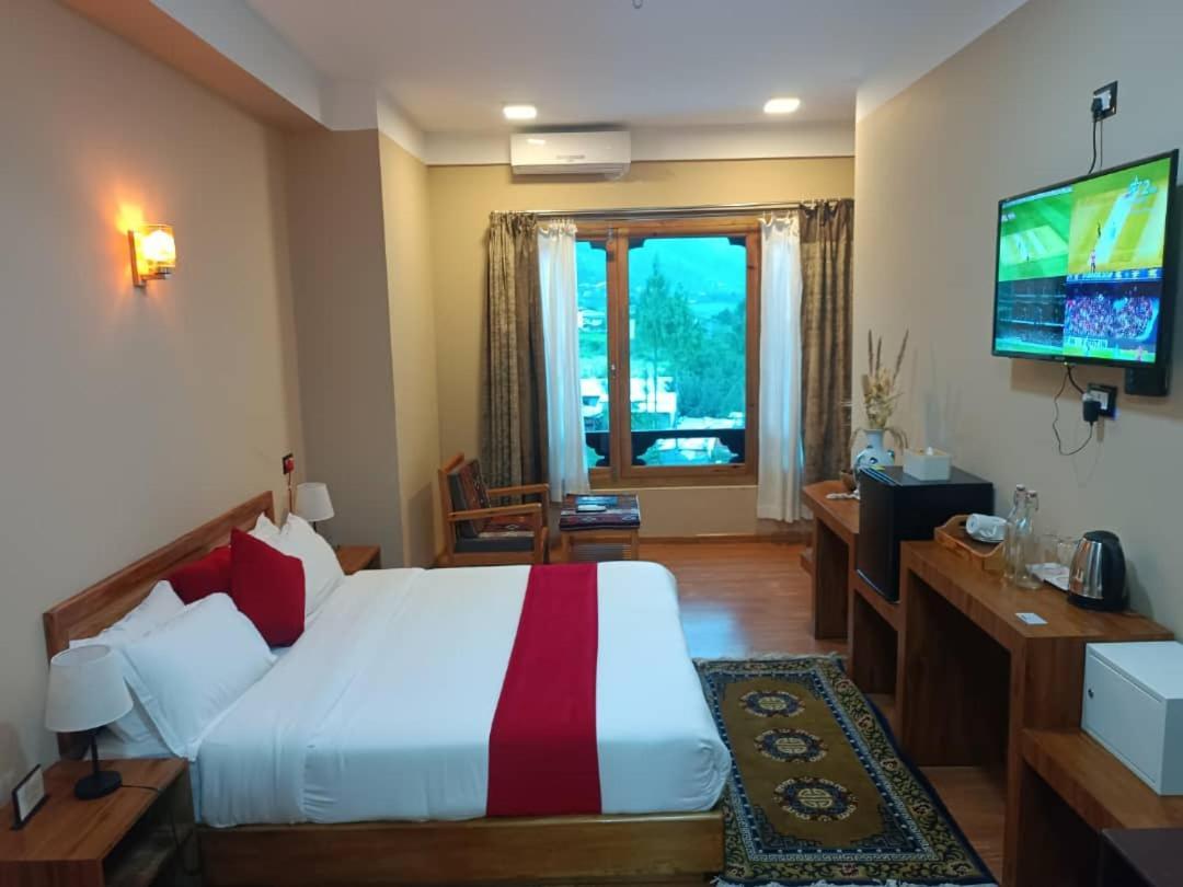 Tsherim Resort パロ エクステリア 写真